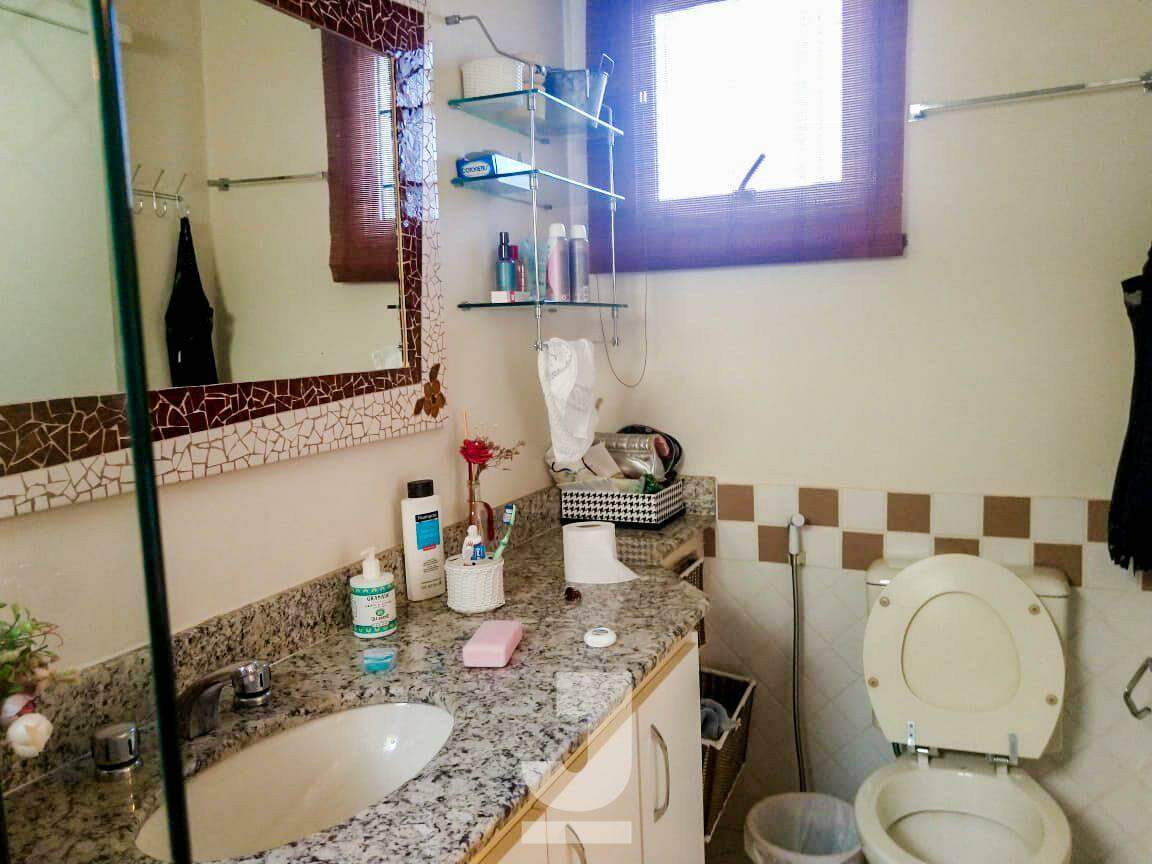 Casa de Condomínio à venda com 4 quartos, 210m² - Foto 29