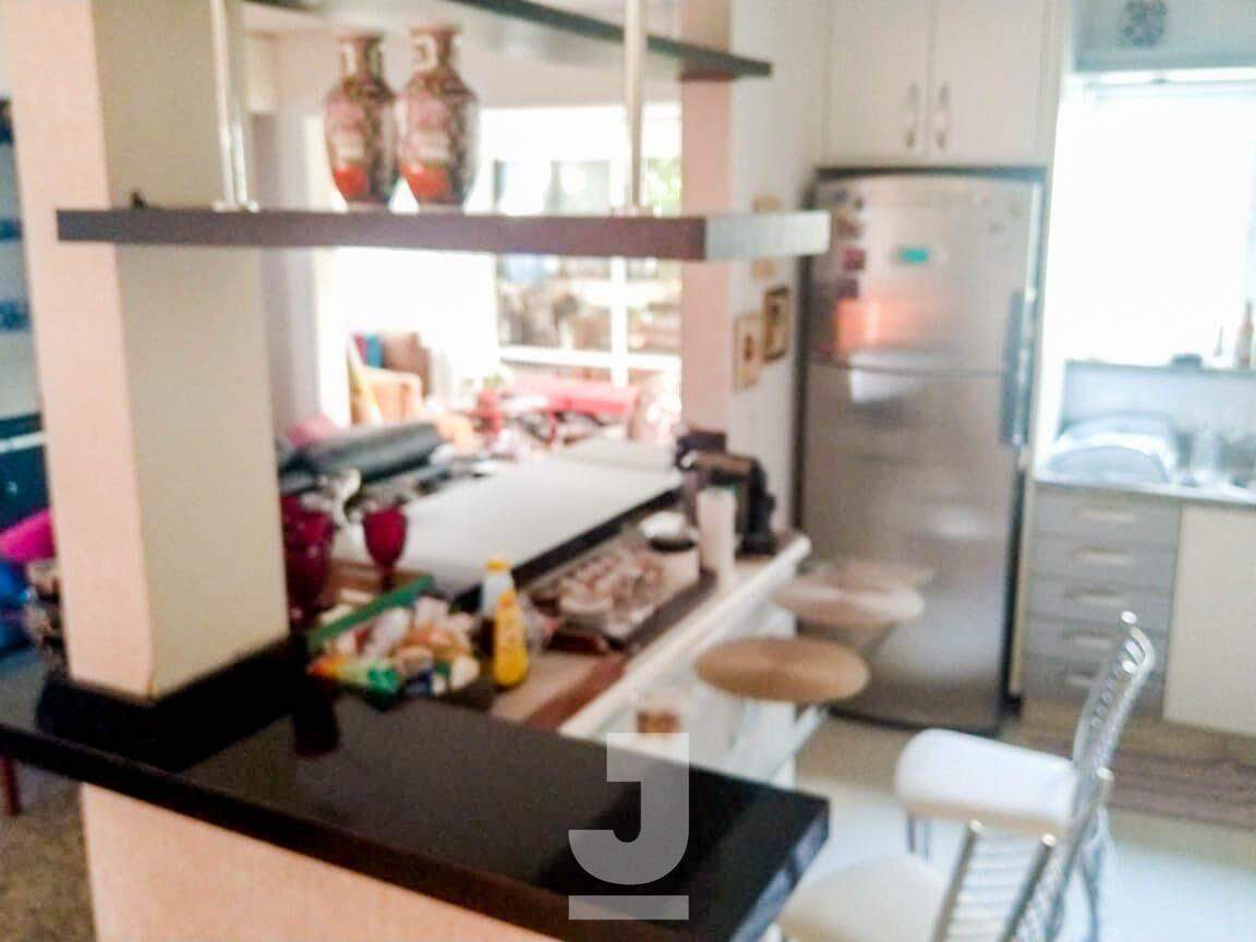 Casa de Condomínio à venda com 4 quartos, 210m² - Foto 25