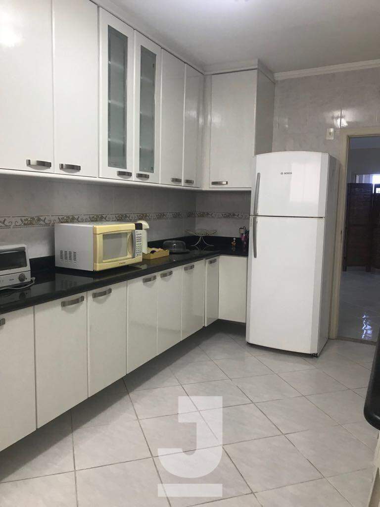 Apartamento à venda com 4 quartos, 209m² - Foto 5