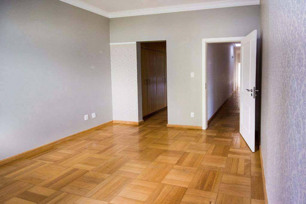 Casa de Condomínio à venda com 4 quartos, 420m² - Foto 50