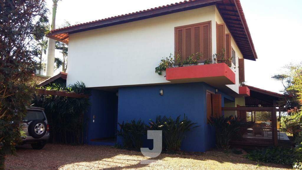 Casa de Condomínio à venda com 4 quartos, 320m² - Foto 1