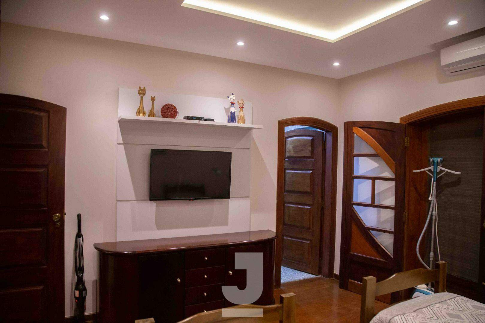 Casa à venda com 4 quartos, 580m² - Foto 34