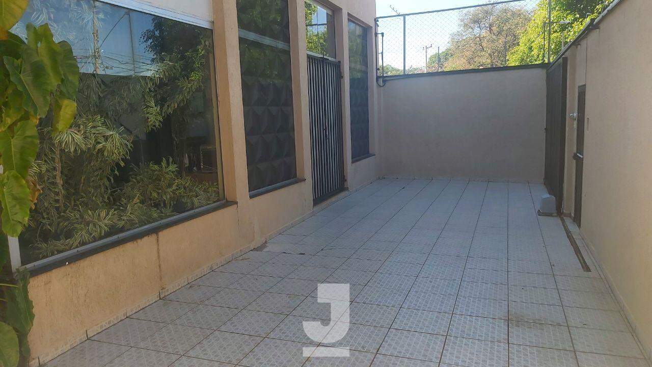 Casa à venda com 3 quartos, 254m² - Foto 19