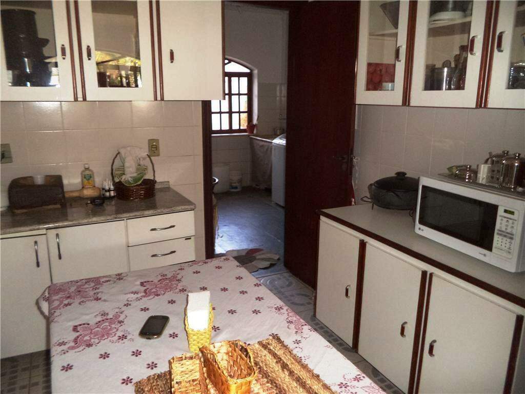 Casa à venda com 4 quartos, 278m² - Foto 19