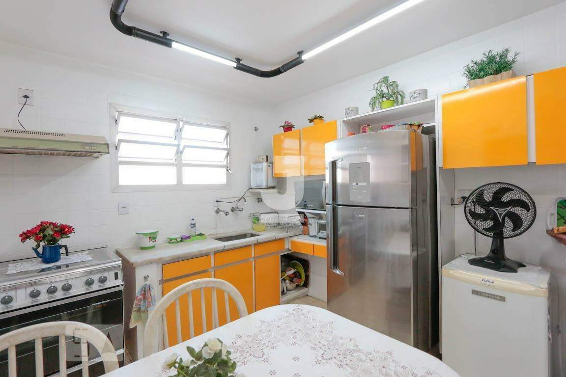 Apartamento à venda com 3 quartos, 128m² - Foto 17