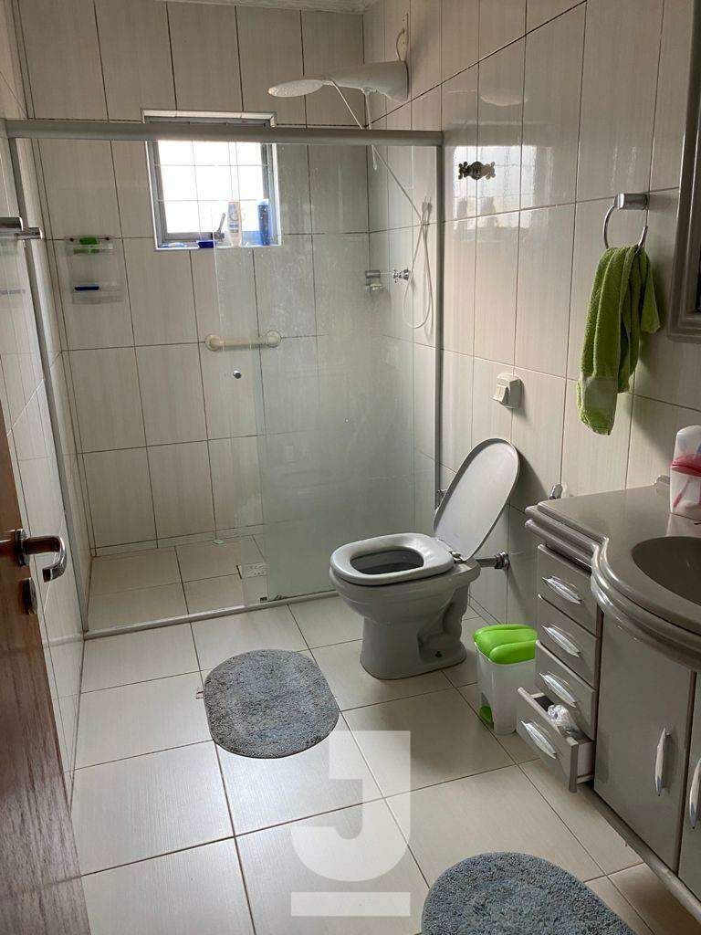 Casa à venda com 3 quartos, 212m² - Foto 12