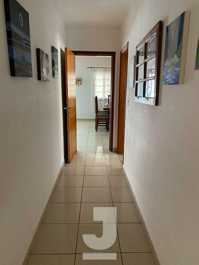 Casa à venda com 3 quartos, 212m² - Foto 10