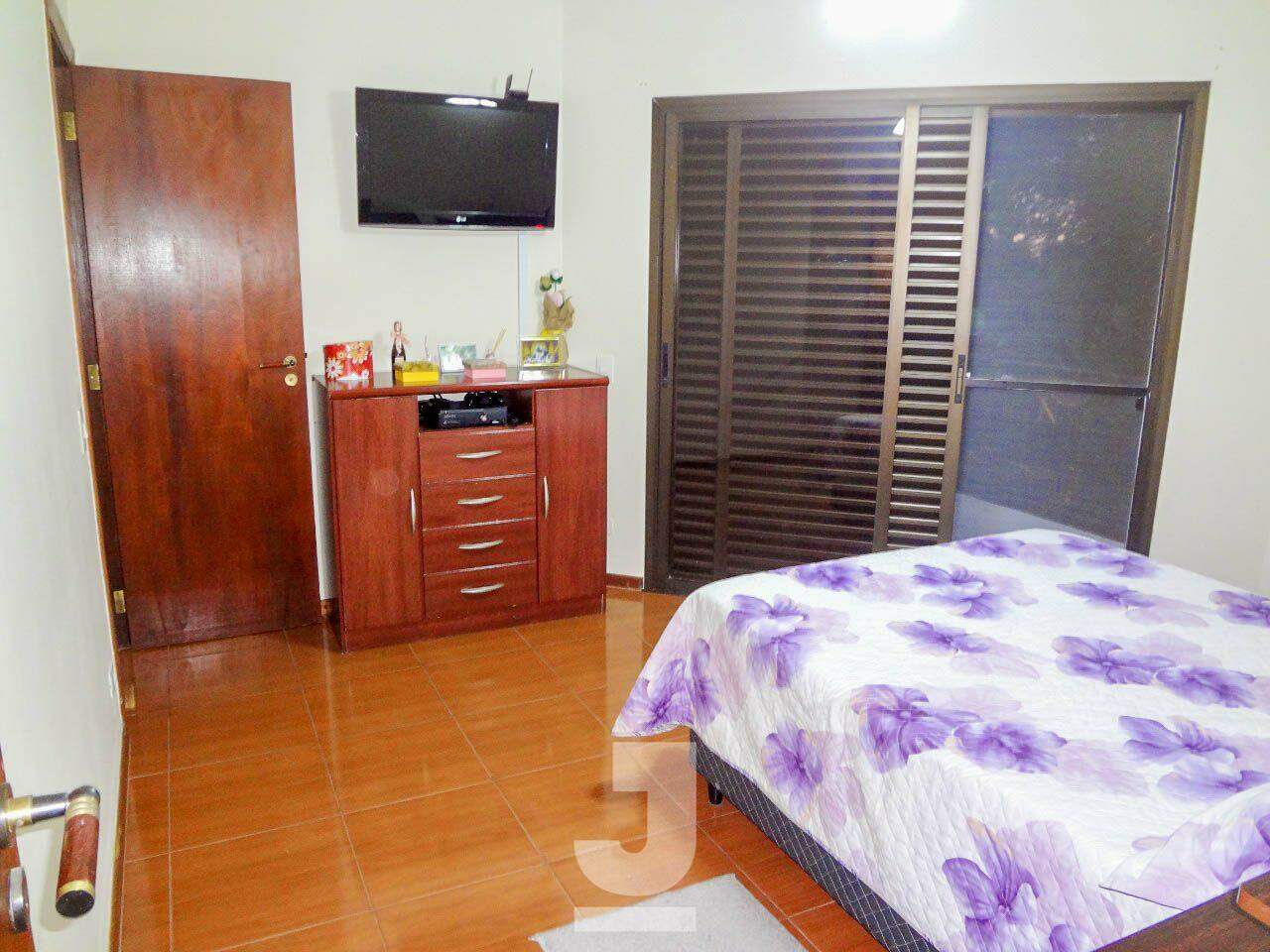 Apartamento à venda com 3 quartos, 142m² - Foto 13