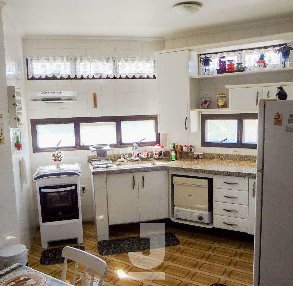 Apartamento à venda com 3 quartos, 142m² - Foto 5