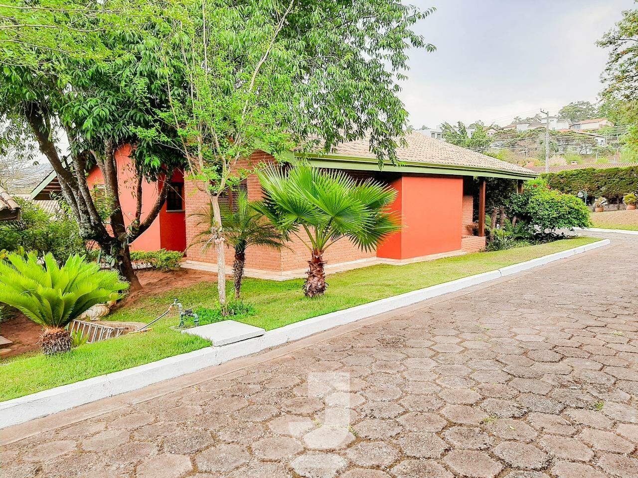 Casa à venda com 3 quartos, 145m² - Foto 4