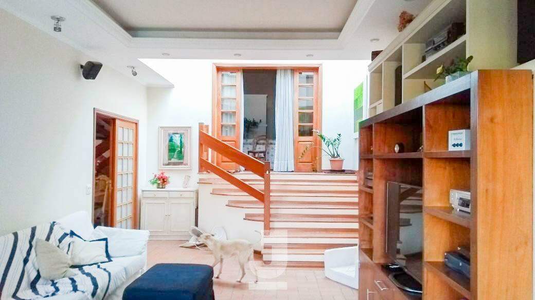 Casa à venda com 4 quartos, 295m² - Foto 12