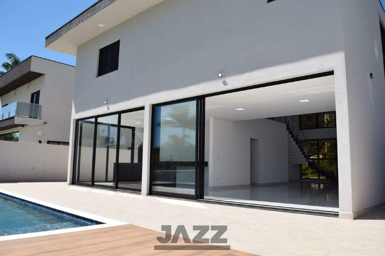 Casa à venda com 4 quartos, 255m² - Foto 3