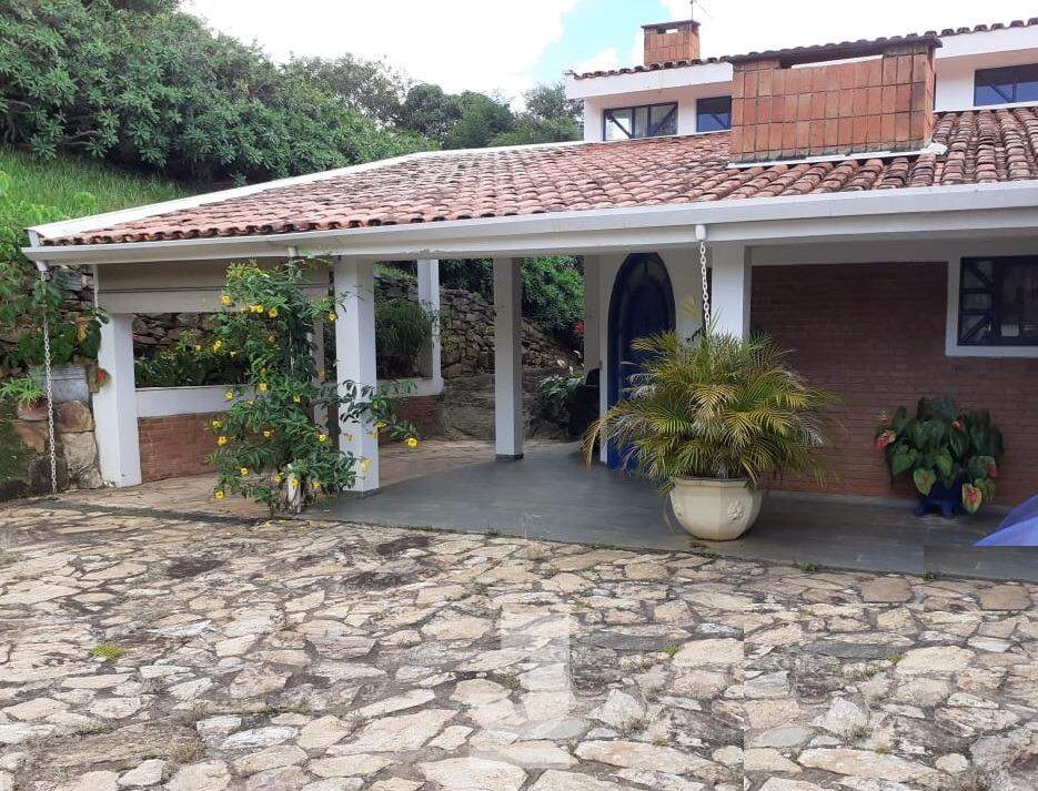 Casa de Condomínio à venda com 5 quartos, 500m² - Foto 5