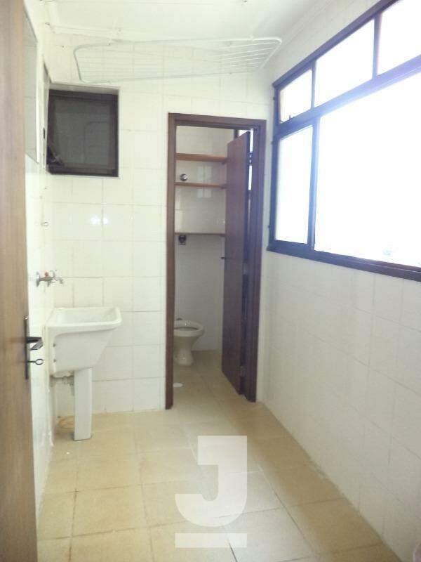 Apartamento à venda com 3 quartos, 94m² - Foto 8