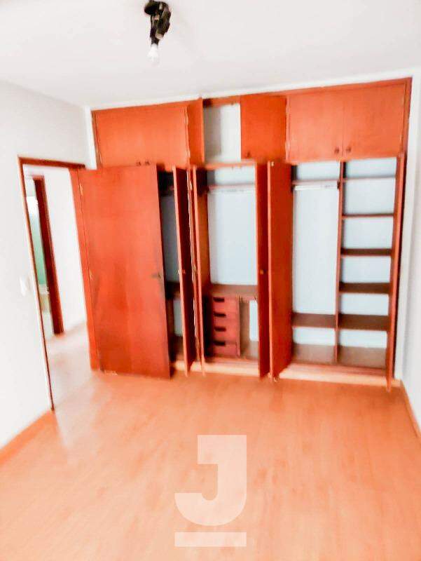 Casa à venda com 4 quartos, 280m² - Foto 17