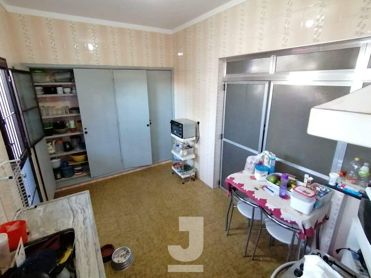 Casa à venda com 3 quartos, 186m² - Foto 8