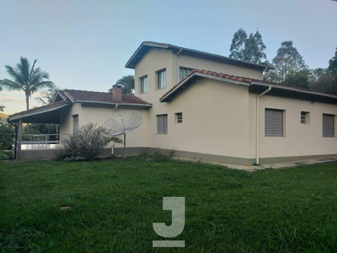 Fazenda à venda com 5 quartos, 500m² - Foto 1