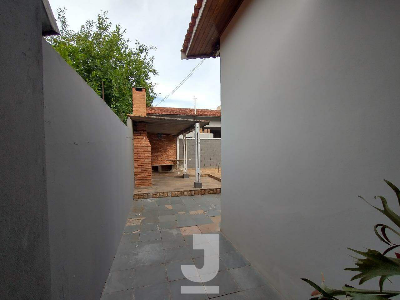 Casa à venda com 4 quartos, 268m² - Foto 26