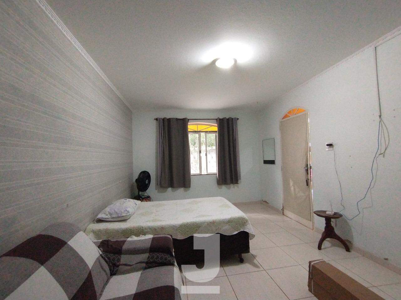 Casa à venda com 4 quartos, 268m² - Foto 16