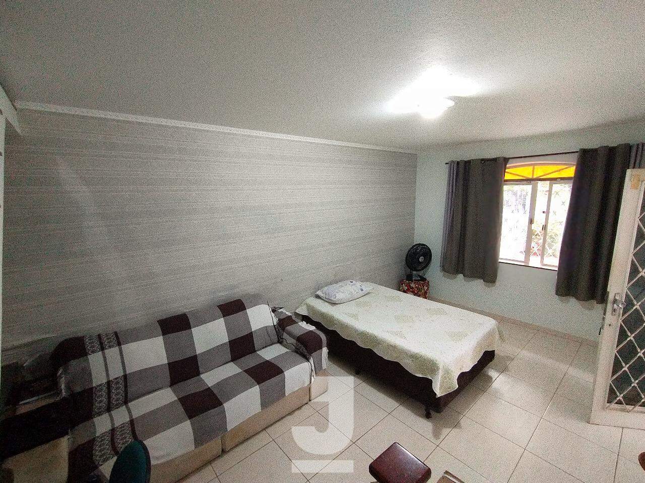 Casa à venda com 4 quartos, 268m² - Foto 3