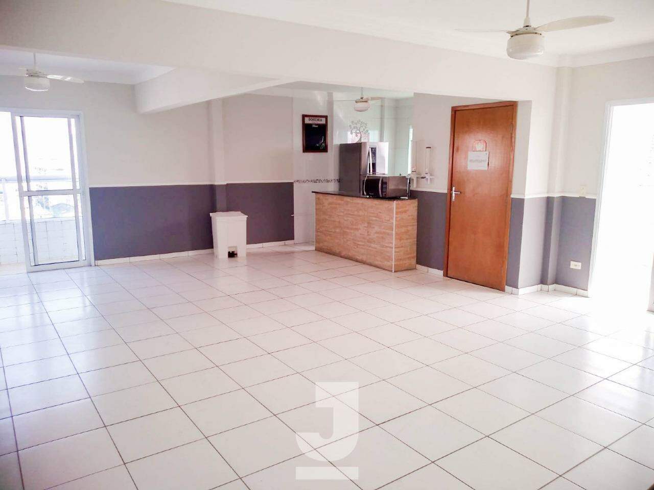 Apartamento à venda com 2 quartos, 83m² - Foto 4