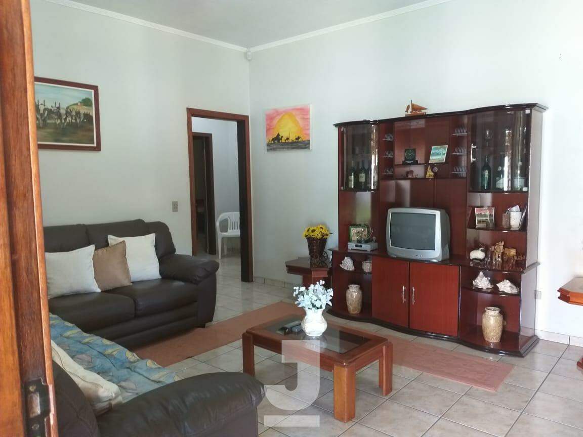 Fazenda à venda com 3 quartos, 220m² - Foto 11