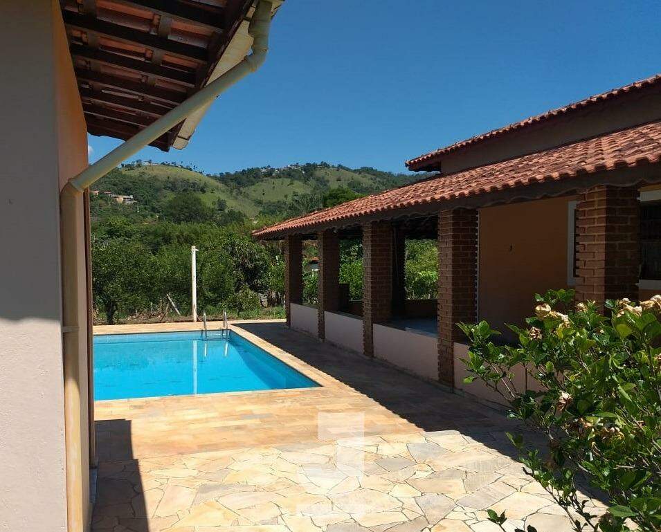 Fazenda à venda com 3 quartos, 220m² - Foto 6