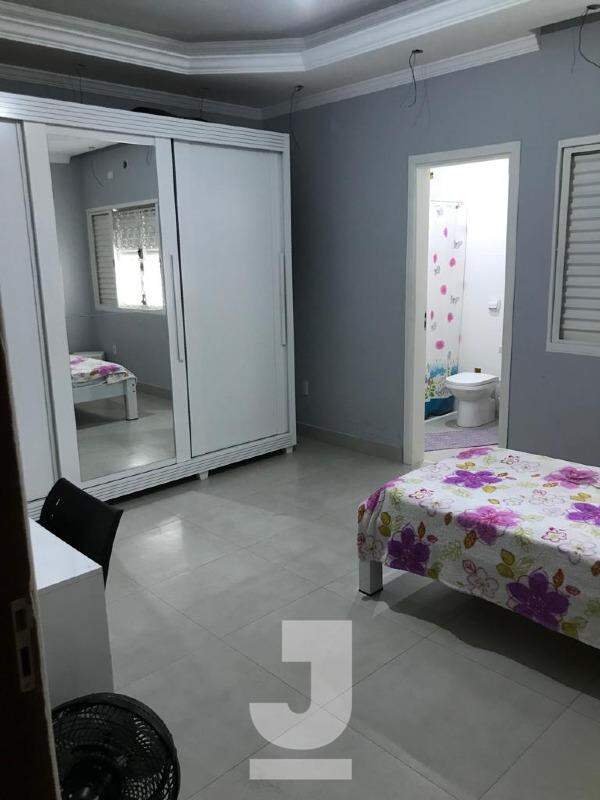 Fazenda à venda com 3 quartos, 200m² - Foto 2