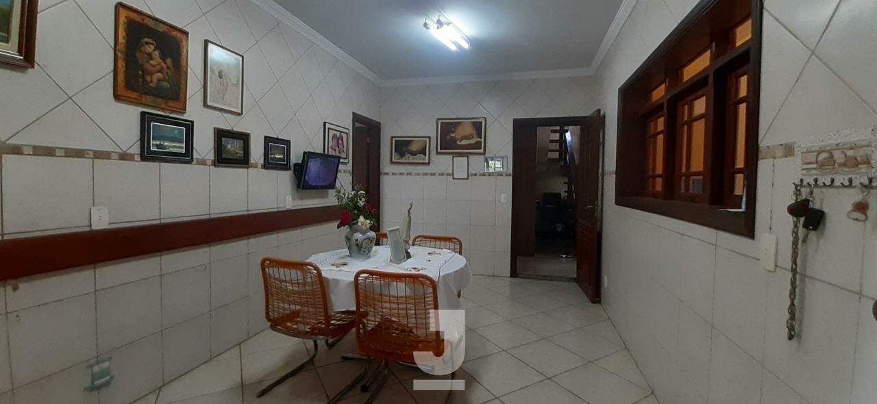 Casa à venda com 5 quartos, 280m² - Foto 30