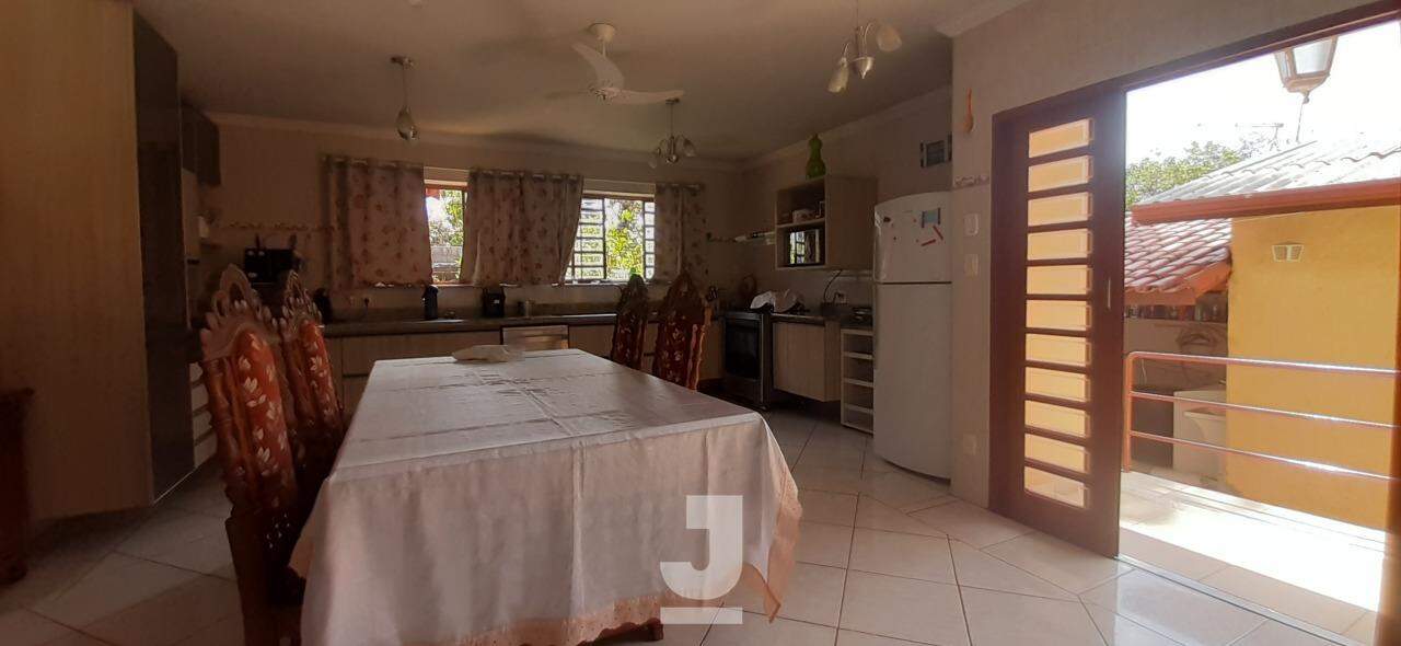 Casa à venda com 5 quartos, 280m² - Foto 16