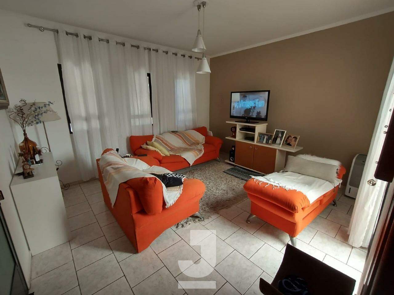 Casa de Condomínio à venda com 2 quartos, 160m² - Foto 2