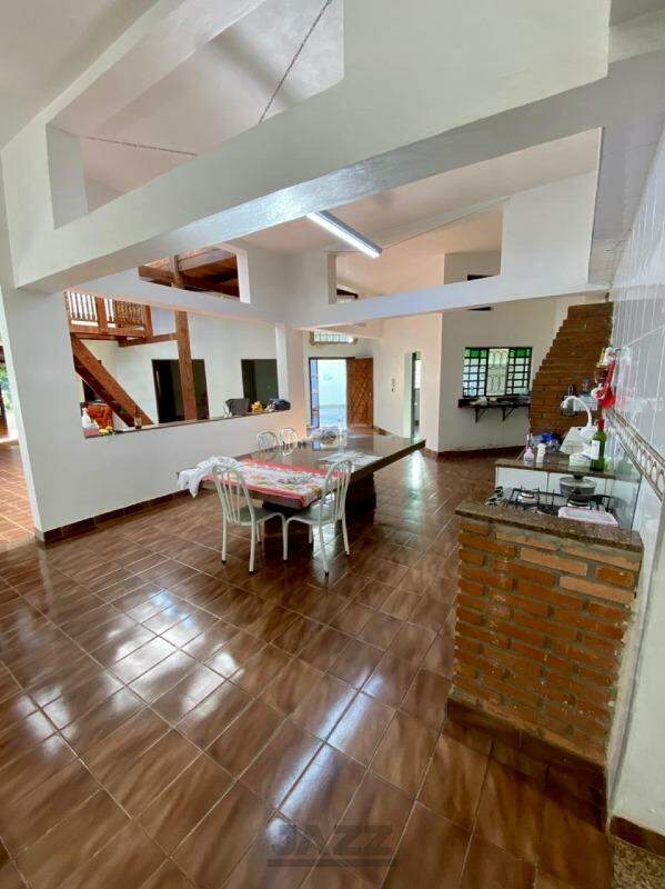 Fazenda à venda com 3 quartos, 400m² - Foto 15