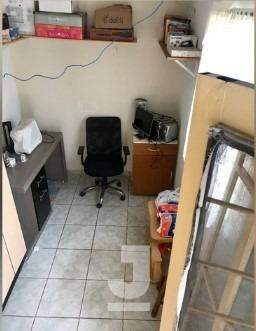 Casa à venda com 2 quartos, 140m² - Foto 11