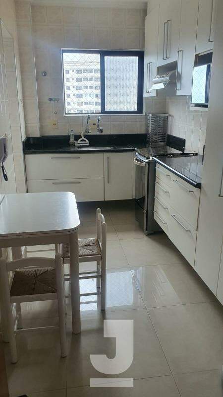 Apartamento à venda com 3 quartos, 120m² - Foto 5