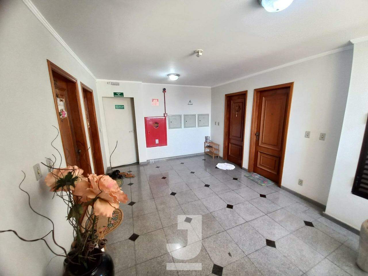 Apartamento à venda com 2 quartos, 93m² - Foto 29