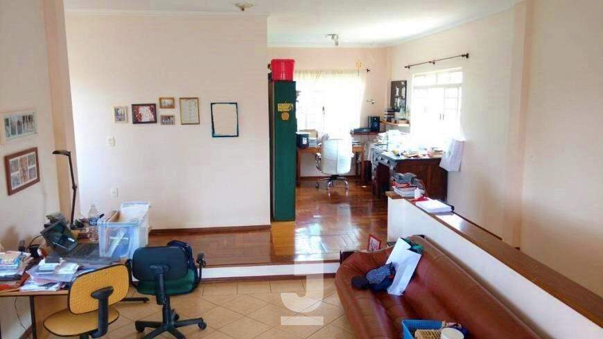 Casa à venda com 4 quartos, 243m² - Foto 44