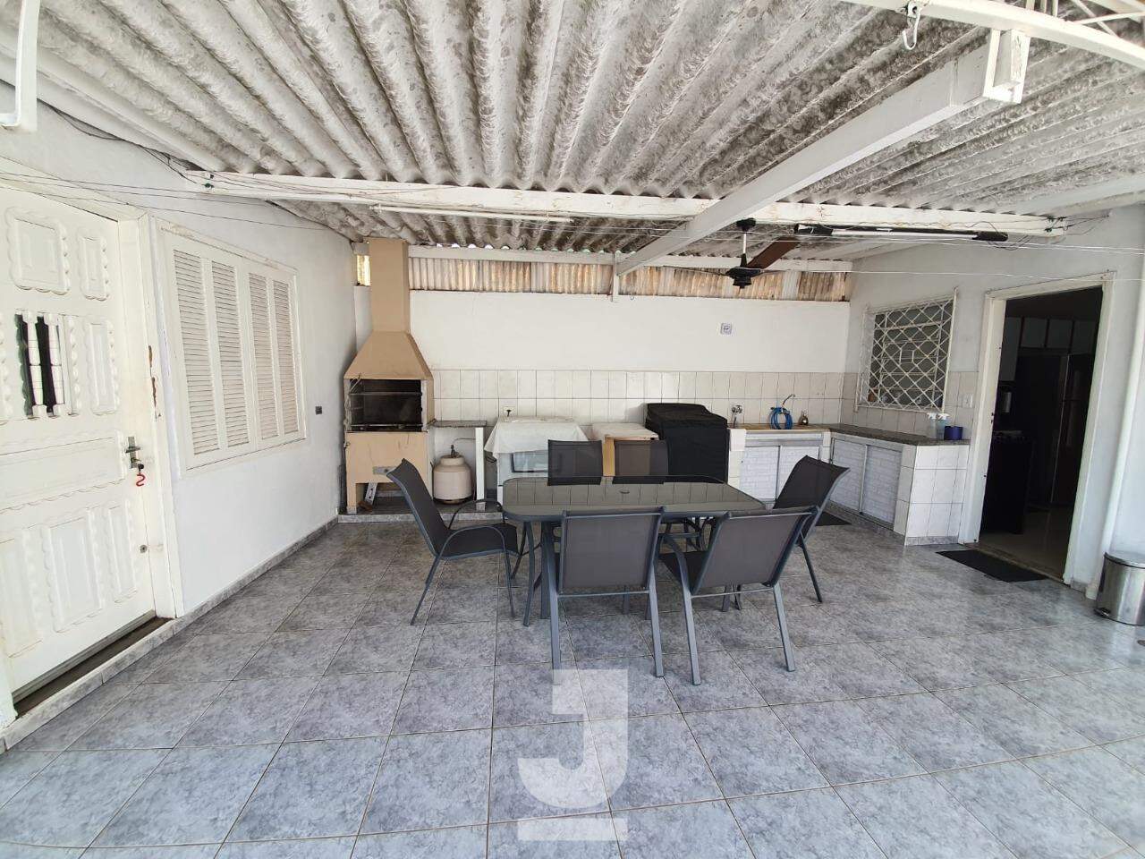 Casa à venda com 3 quartos, 150m² - Foto 26