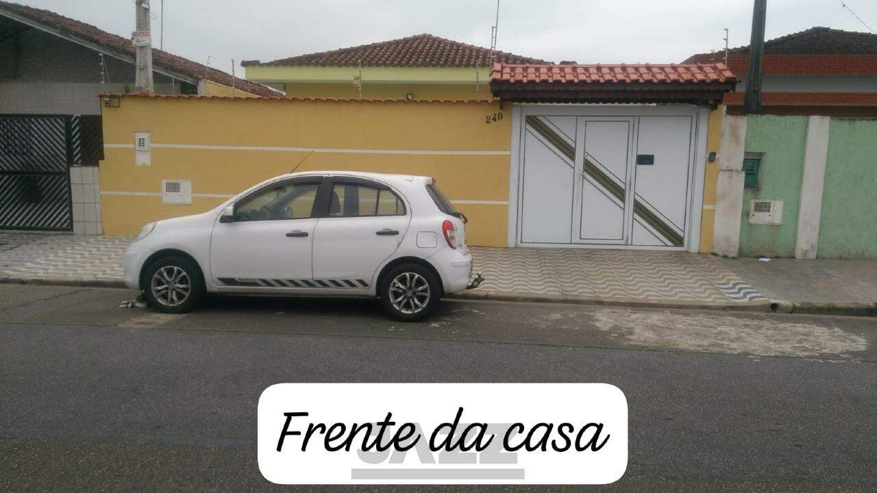 Casa à venda com 4 quartos, 179m² - Foto 2