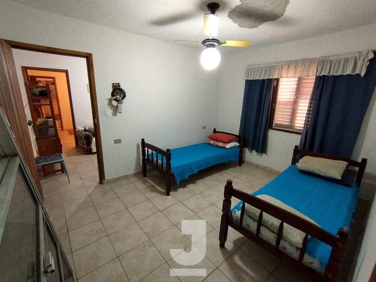 Casa à venda com 3 quartos, 150m² - Foto 4