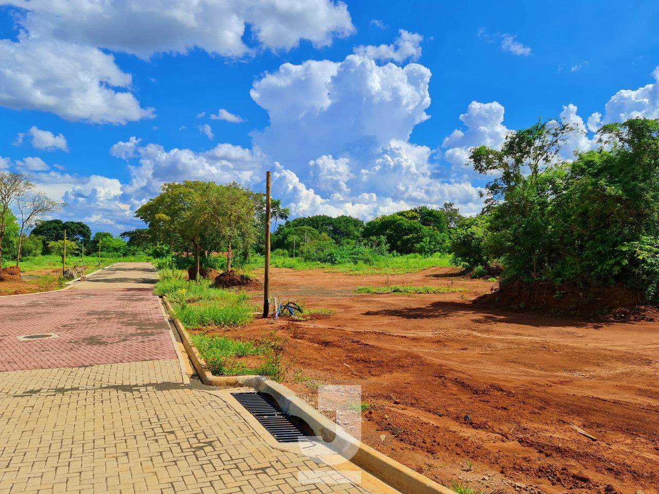 Terreno à venda, 1000m² - Foto 13