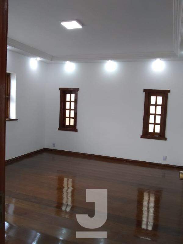 Casa à venda com 4 quartos, 170m² - Foto 3