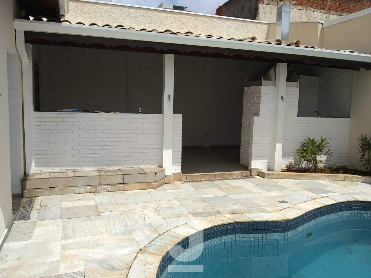 Casa à venda com 4 quartos, 170m² - Foto 22