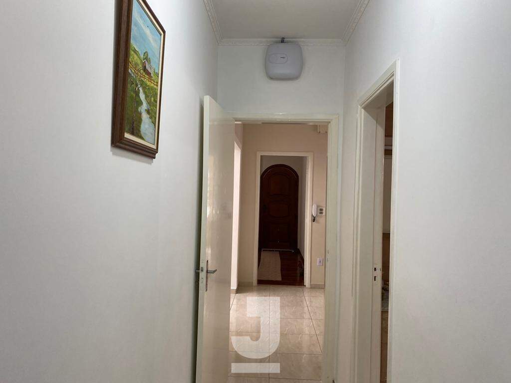 Casa à venda com 3 quartos, 232m² - Foto 32