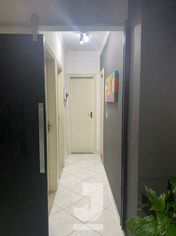 Apartamento à venda com 3 quartos, 157m² - Foto 6