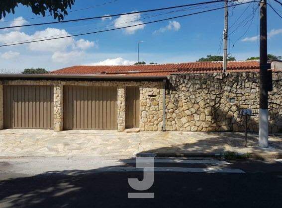 Casa à venda com 4 quartos, 191m² - Foto 1