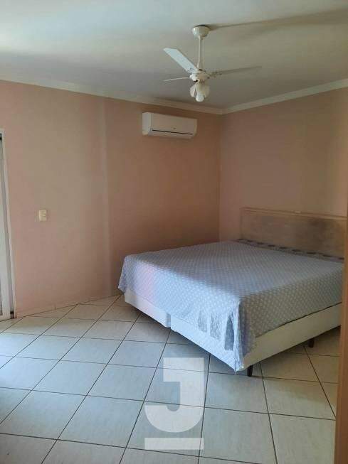 Casa à venda com 3 quartos, 196m² - Foto 3