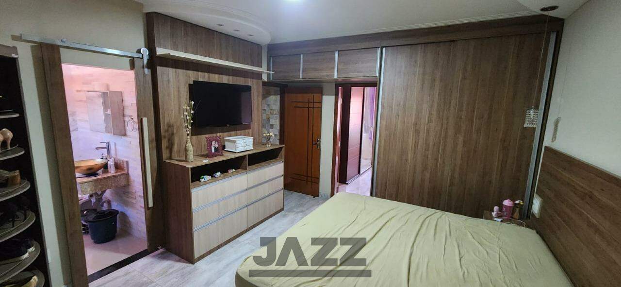 Casa à venda com 4 quartos, 136m² - Foto 26