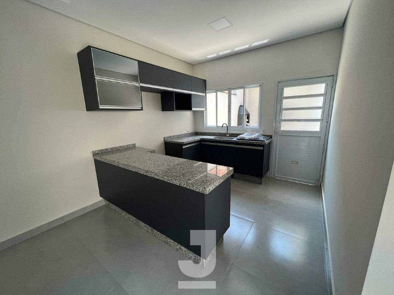 Casa à venda com 3 quartos, 126m² - Foto 5