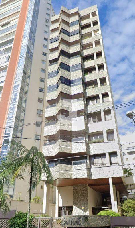 Apartamento à venda com 3 quartos, 240m² - Foto 14