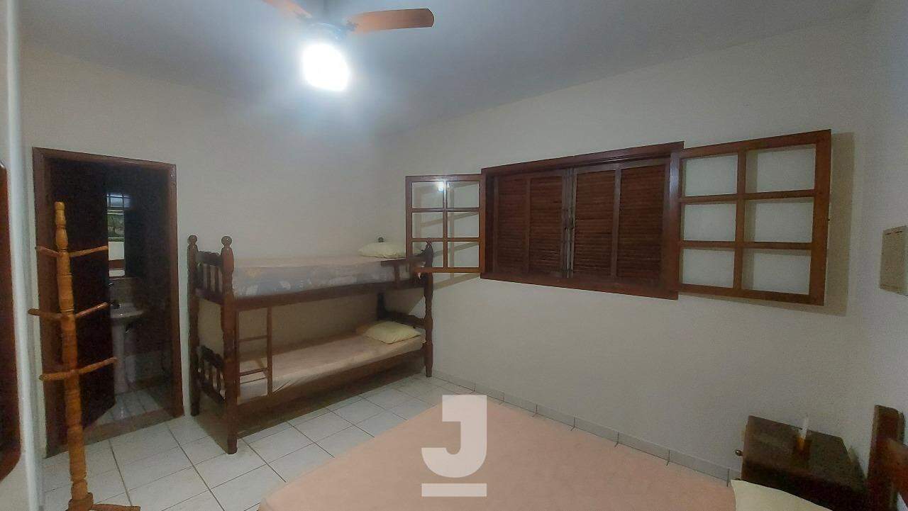 Casa à venda com 4 quartos, 250m² - Foto 21